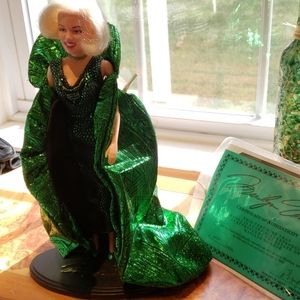 DSI Marilyn Monroe Collectors Doll ecu